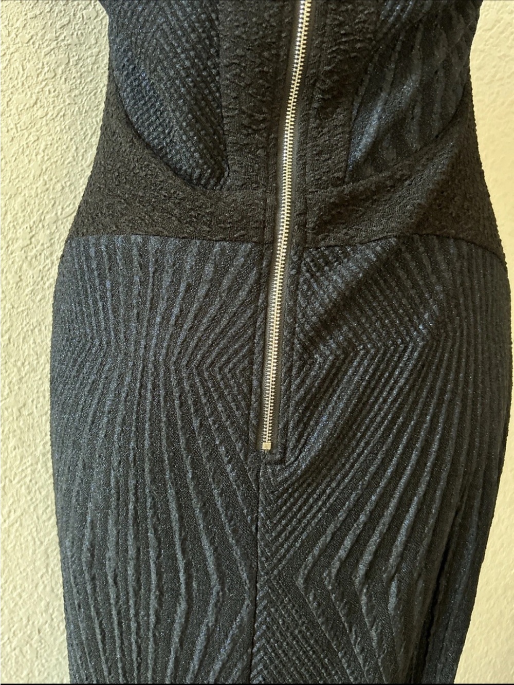 Kayla By Tally Taylor Dress M Long Stretchy Knit Geometric Mod glam EUC - Picture 7 of 11